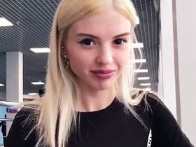 Сыграешь со мной в доту? Кончать только в рот!